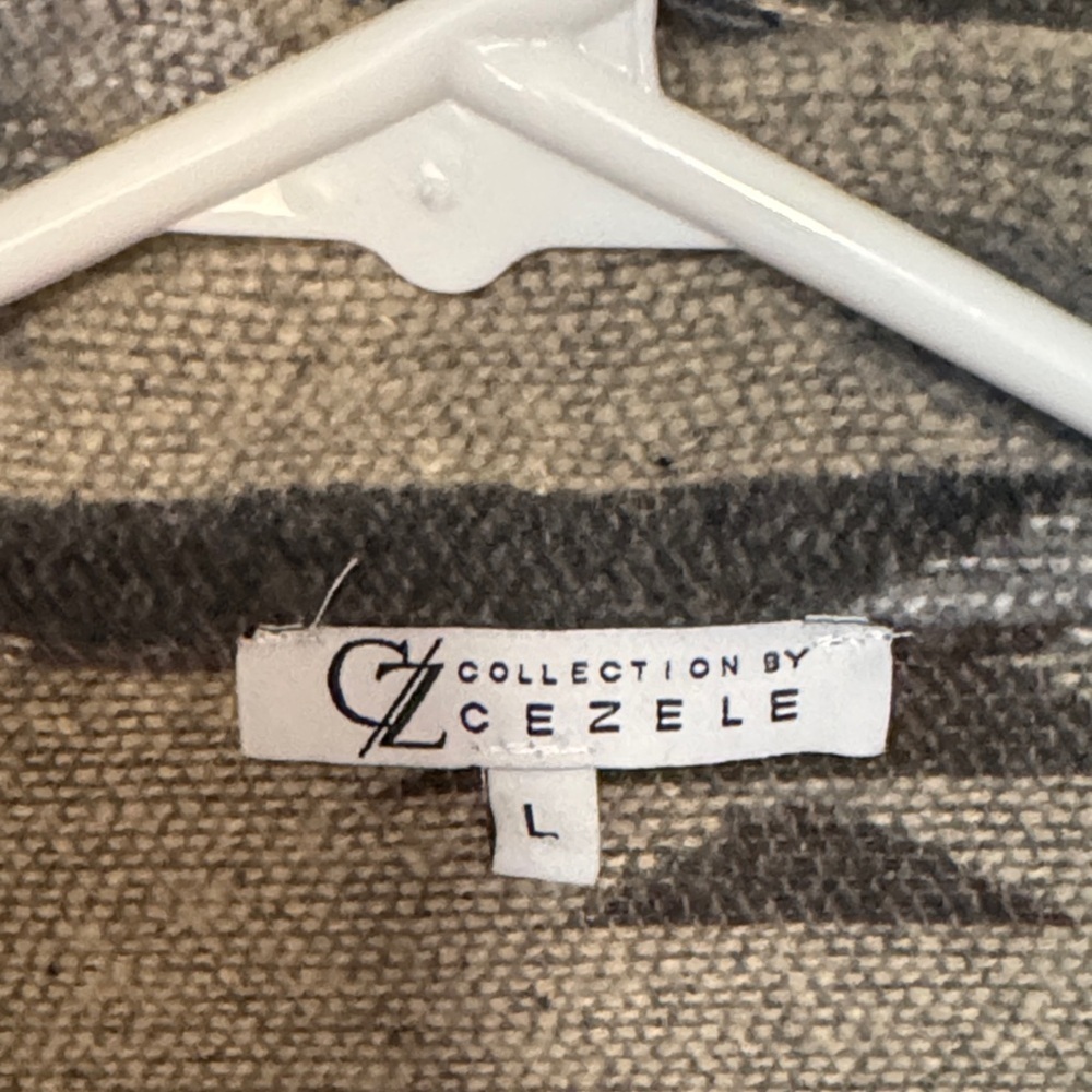 Patterned Gray Jacket - Picture 3 of 9